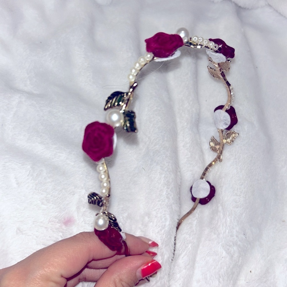 Elegant Red Rose and Pearl Headband Valentines Day fall beauty - Picture 3 of 3